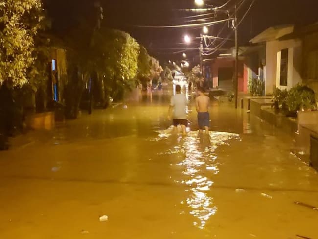 Varios barrios se inundaron en Turbo y Caucasia tras fuerte aguacero