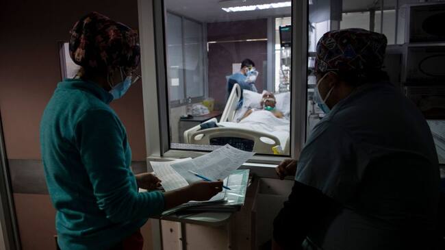 En Chile hay preocupación por el repunte de contagios que ha resultado en el aumento de la ocupación hospitalaria.