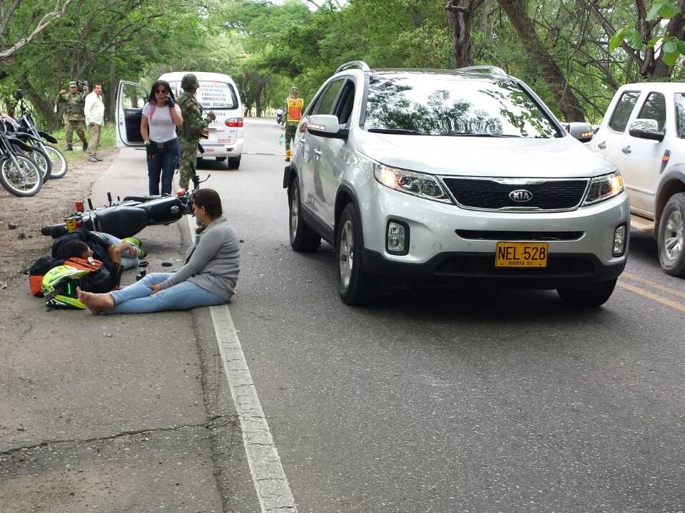 Las perdidas de vidas se reportaron 1 en La Plata, 1 en Garzón y otro en la localidad de El Hobo.