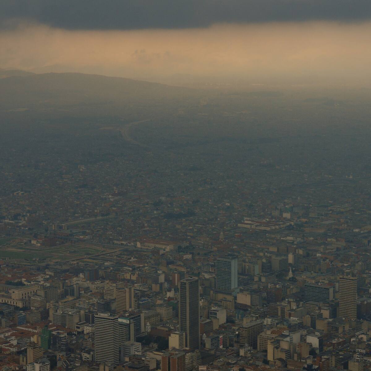 Distrito restringe operación de calderas en Sur- Occidente de Bogotá por alerta ambiental