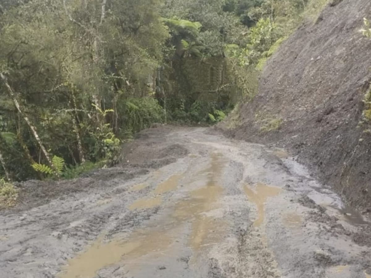 En Macanal se evacuaron dos viviendas y seis veredas quedaron incomunicadas por las lluvias