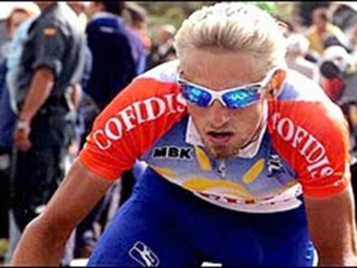 En extrañas circustancias fallece el ciclista belga Frank Vandenbroucke