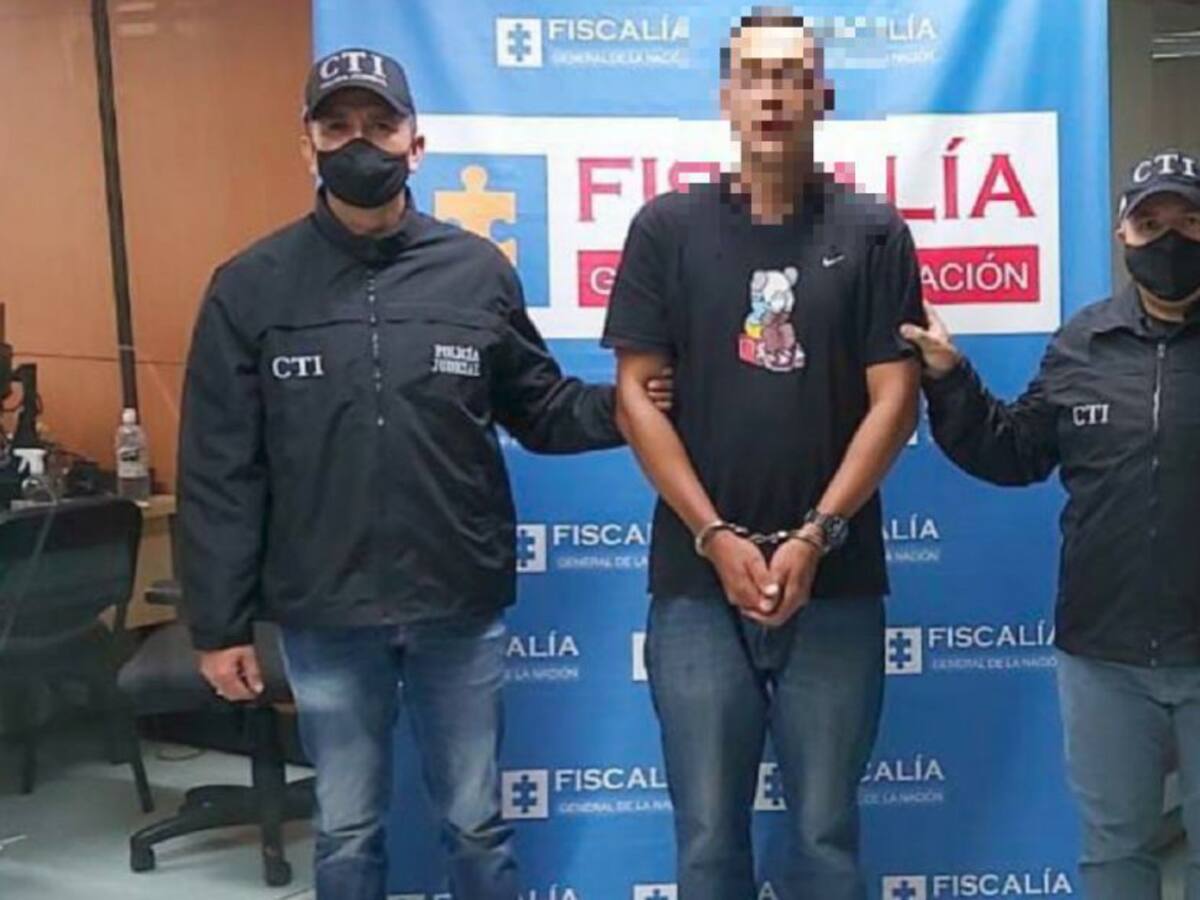 Hombre cegado por los celos atacó a tiros a su expareja y a un amigo
