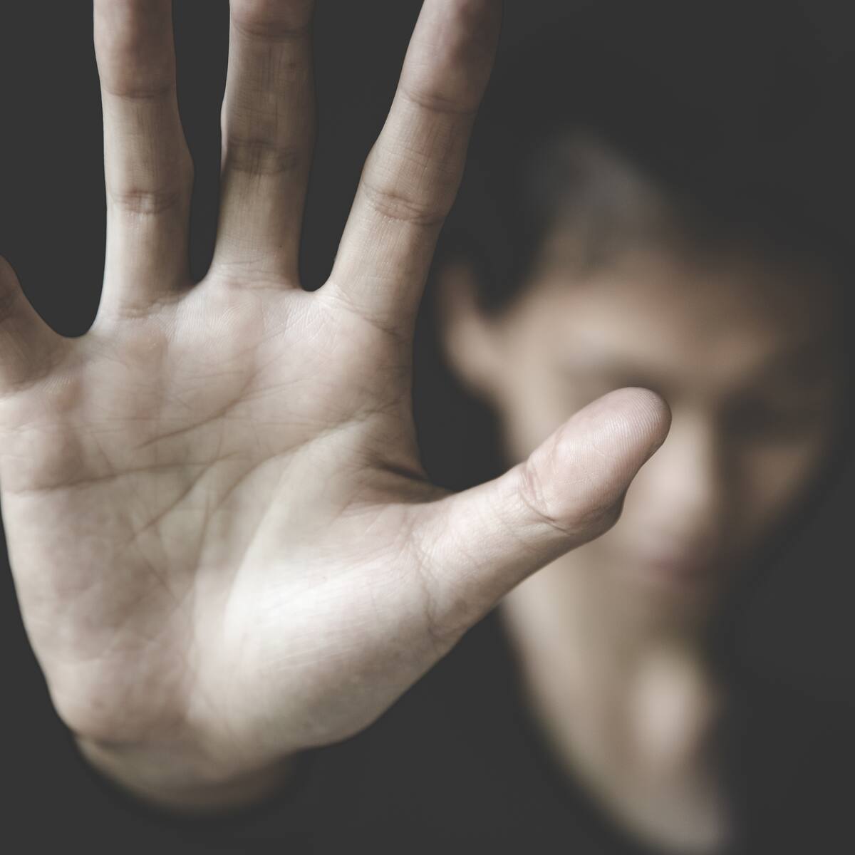 Amparan derecho a libre expresión de una mujer presuntamente abusada sexualmente