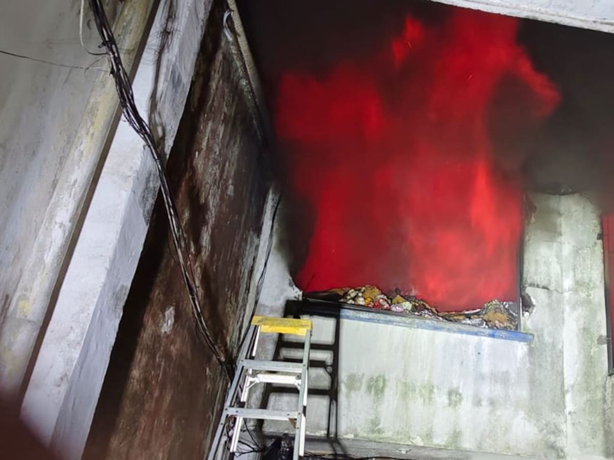 Una persona herida y millonarias pérdidas materiales deja un incendio en el centro de Sincelejo