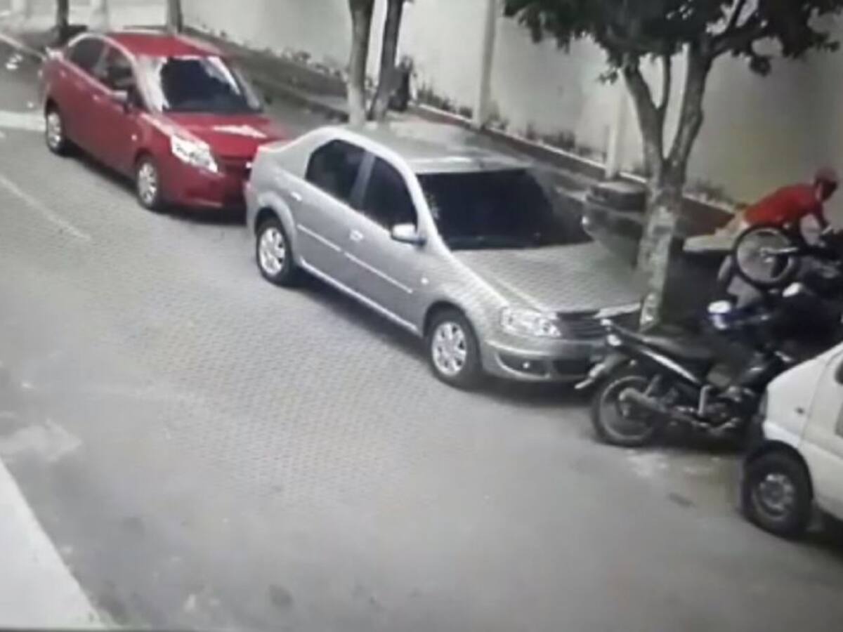 Así se roban las motocicletas en Bucaramanga