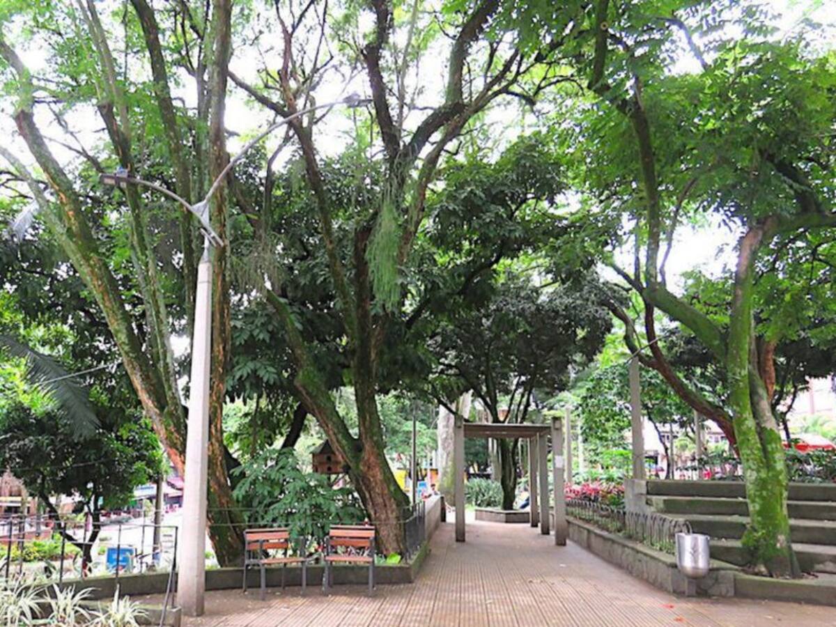 Comerciantes del Parque Lleras señalan un incremento en la inseguridad