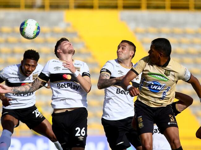 Internacional de Bogotá y Águilas Doradas igualaron 2-2 en Techo / Colprensa.