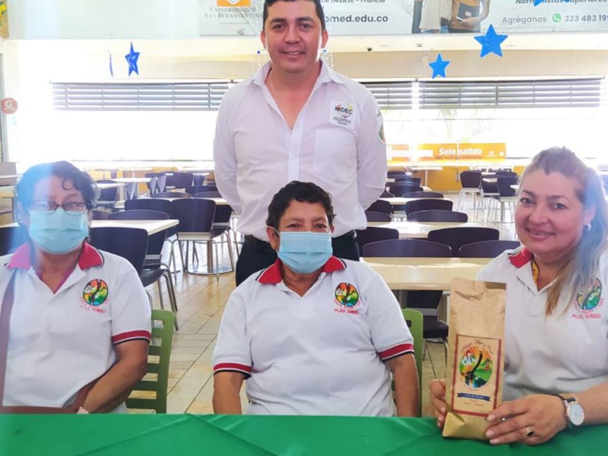 Unicentro establece estrategia ambiental con asociación de cafeteras