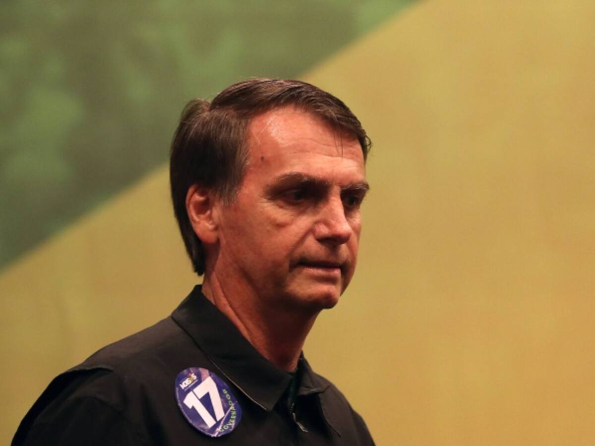 Homofóbico Bolsonaro, se muestra amigo de homosexuales en busca de votos