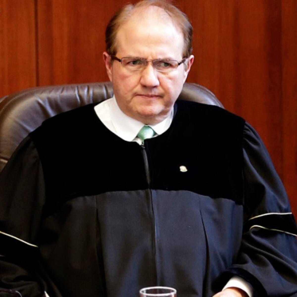 Comienza el juicio contra Leónidas Bustos, exmagistrado involucrado en el “Cartel de la Toga