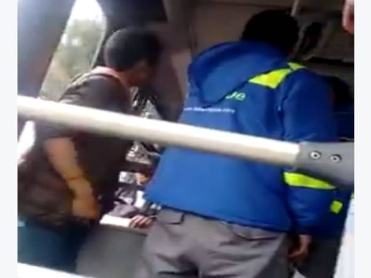 Hombre amenaza con arma blanca a pasajeros de Transmilenio