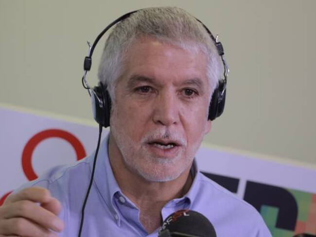Peñalosa debe hacer más diálogo popular con los bogotanos: Concejal