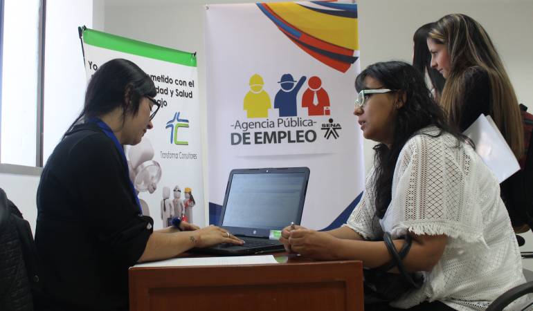 Microrrueda de empleo del sena en Manizales