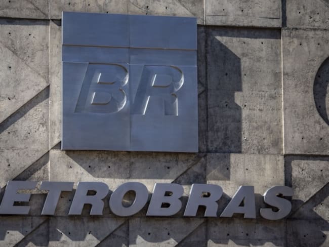 Petrobras pagará multa a EE.UU. y Brasil por sobornos