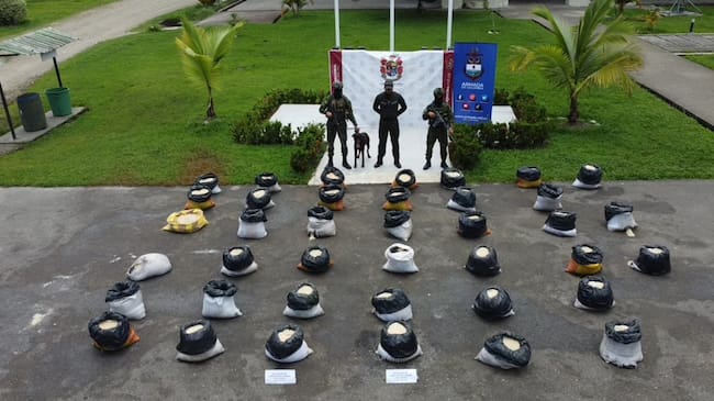 Ubicaron y neutralizaron un depósito ilegal de explosivos de fabricación improvisada. Foto Relacionada