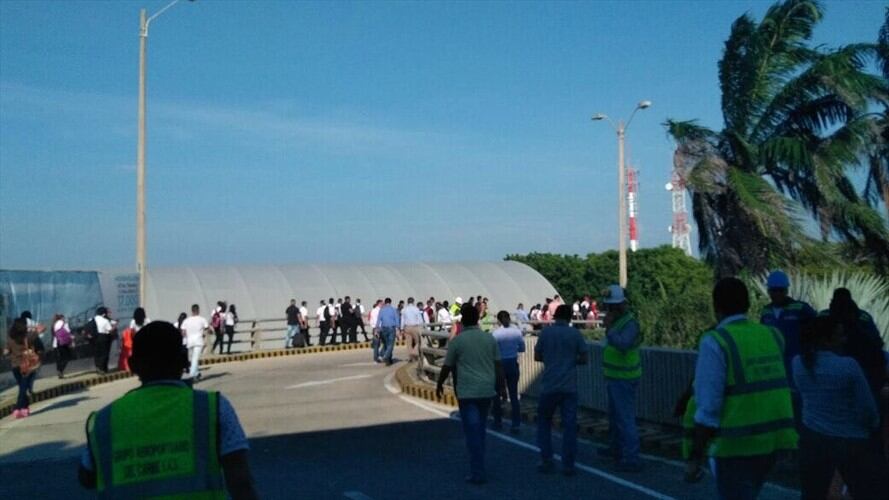Simulacro de “amenaza de bomba” en el aeropuerto Ernesto Cortissoz. Foto: Cortesía Aeropuerto Internacional Ernesto Cortissoz.