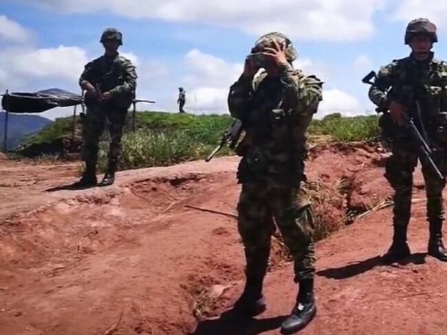 Ejército protege familia amenazada en el municipio de Hacarí