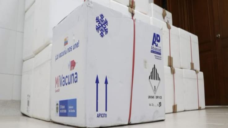 Piden vacunarse para frenar cuarto pico de la pandemia en Santander