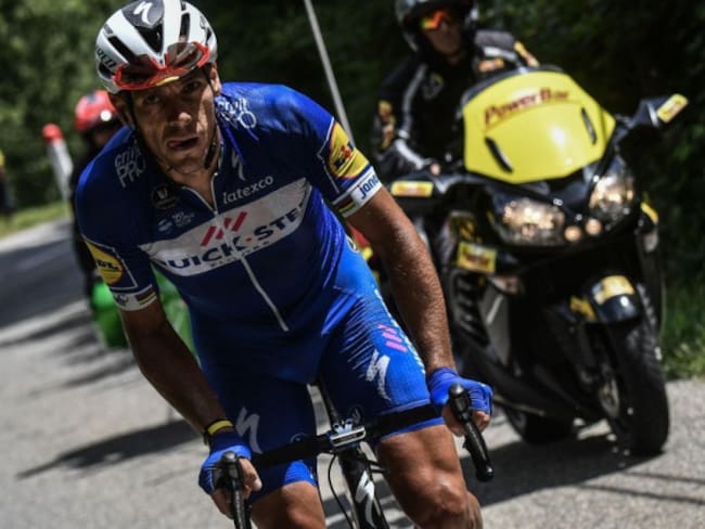Espeluznante caída de Philippe Gilbert en la etapa 16 del Tour de Francia