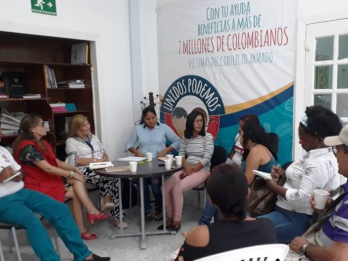 Unidad a Víctimas se reúne en Cartagena con afectados