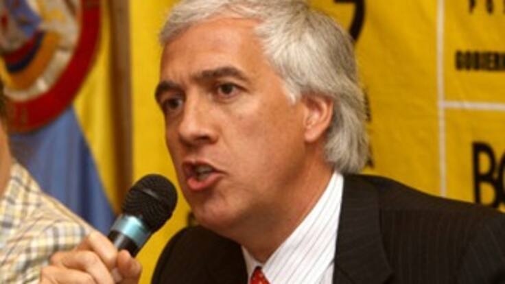 Distrito estudia alternativas planteadas para superar demoras en obras de la calle 26