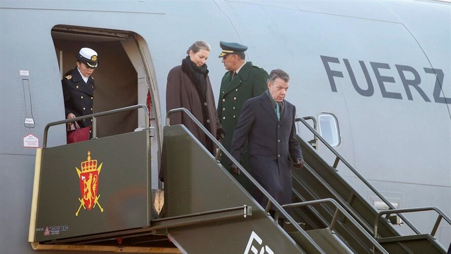 Juan Manuel Santos llega a Oslo, donde recibirá el Nobel de Paz. Foto: Agencia Reuters