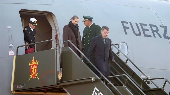 Juan Manuel Santos llega a Oslo, donde recibirá el Nobel de Paz. Foto: Agencia Reuters
