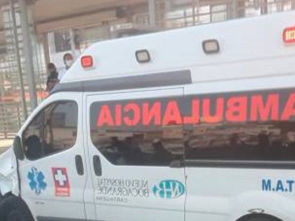 En Cartagena murió motociclista arrollado por una ambulancia