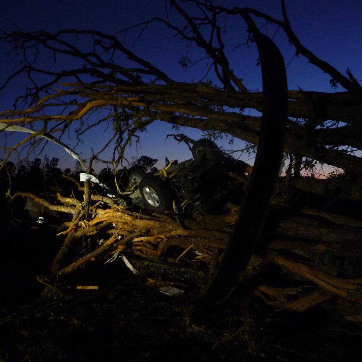 Al menos 23 muertos en Misisipi por un tornado y tormentas