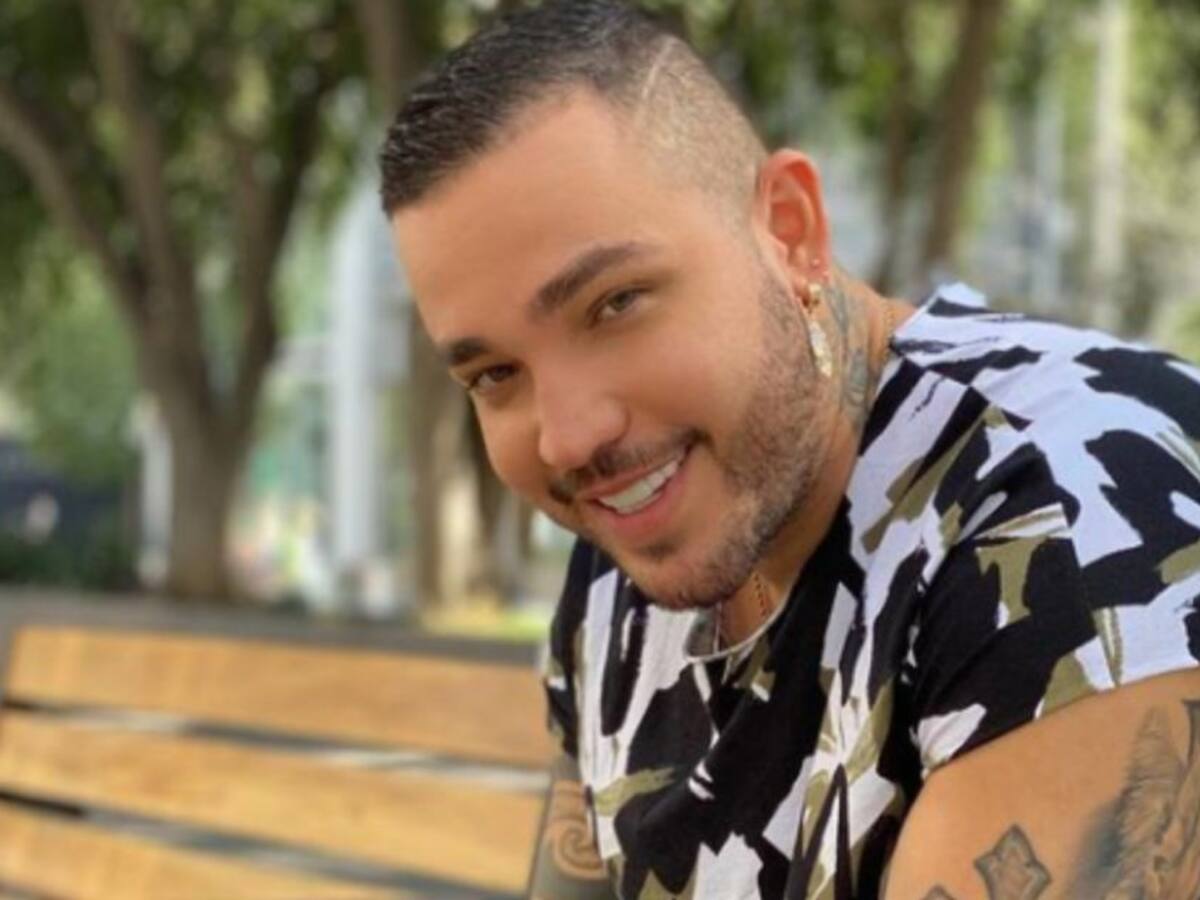 Con pólvora incluida: la fiesta de Jessi Uribe que causó críticas