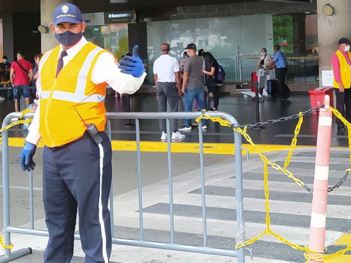 Cierres en vías aledañas al Aeropuerto de Cartagena por la maratón