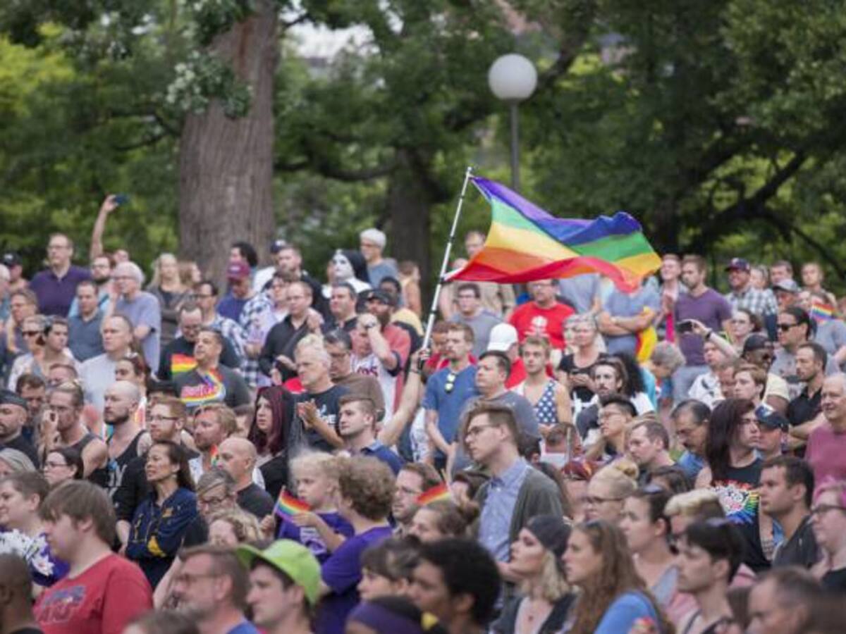 Sancionado funcionario en México por celebrar matanza de Orlando