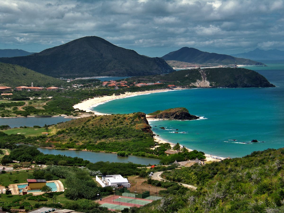 Isla Margarita recibe 422 rusos para impulsar el turismo en Venezuela