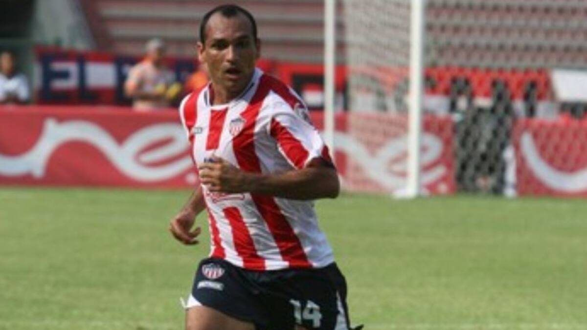 Hayder Palacio y Alex Comas le dan un ultimátum a Juan Cruz Real