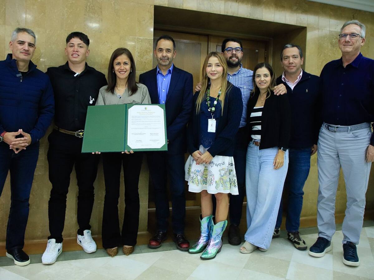 Joven artista antioqueño firma con Sony Music gracias a plataforma La Nave