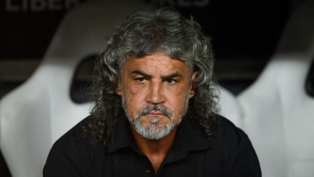 Leonel Álvarez coquetea con la idea de dirigir Nacional: Hoy estamos aquí, mañana quién sabe