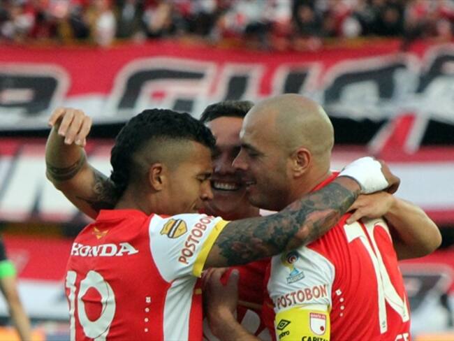 Un contundente Santa Fe golea 4-0 en el Campín a La Equidad