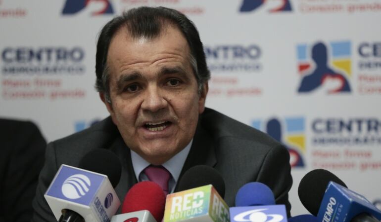 Óscar Iván Zuluaga, Centro Democrático 