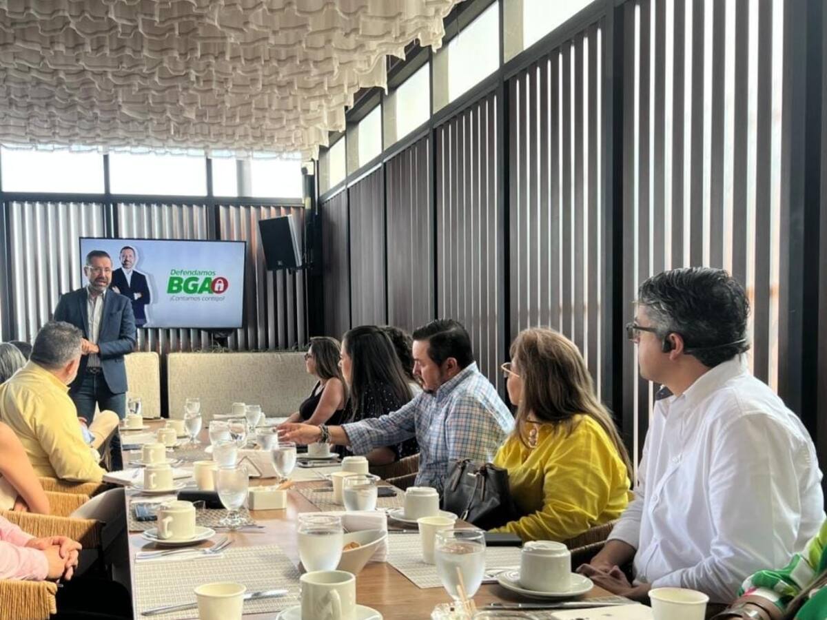 Alcalde electo se reunió con gremios y transportadores