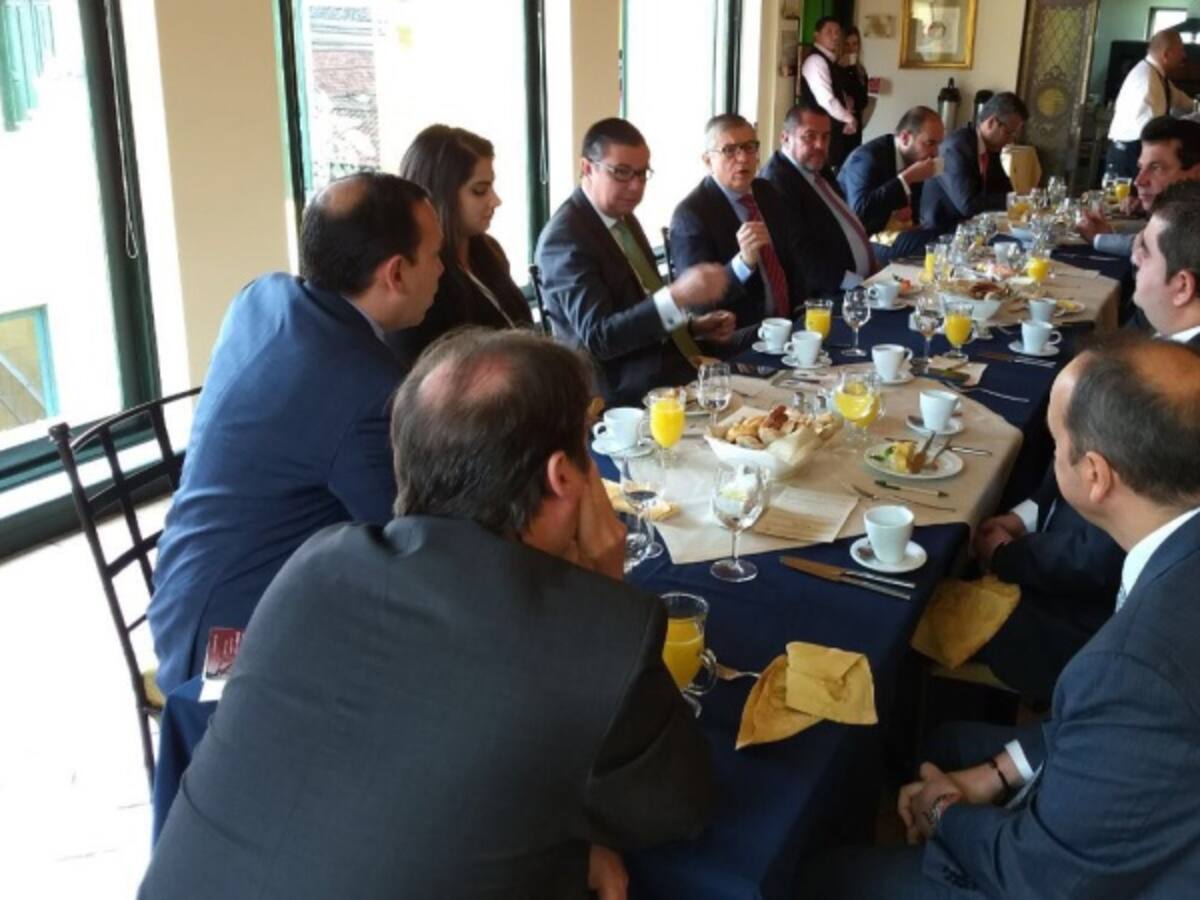 Gaviria le pide a congresistas liberales “respaldo total a De La Calle”