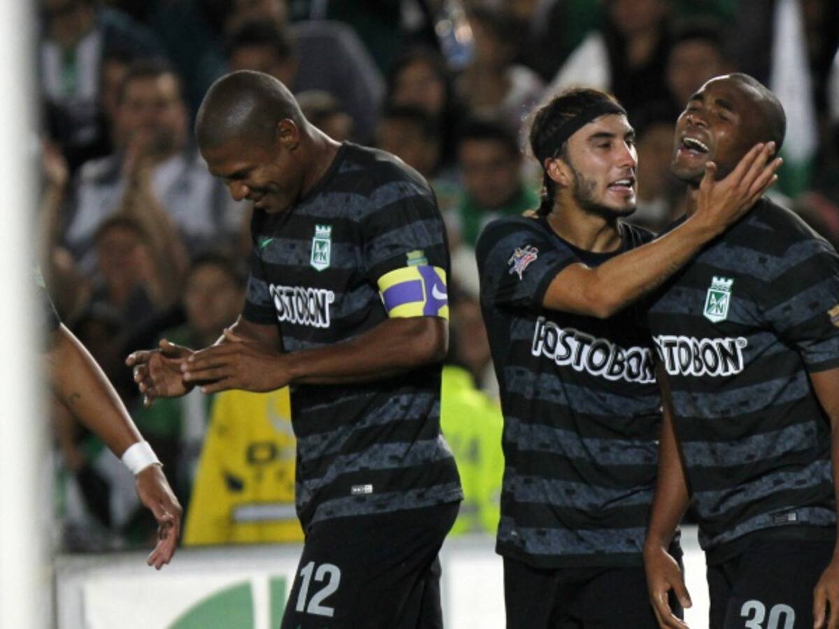 Henríquez y Duque le entregan el triunfo a Nacional sobre La Equidad