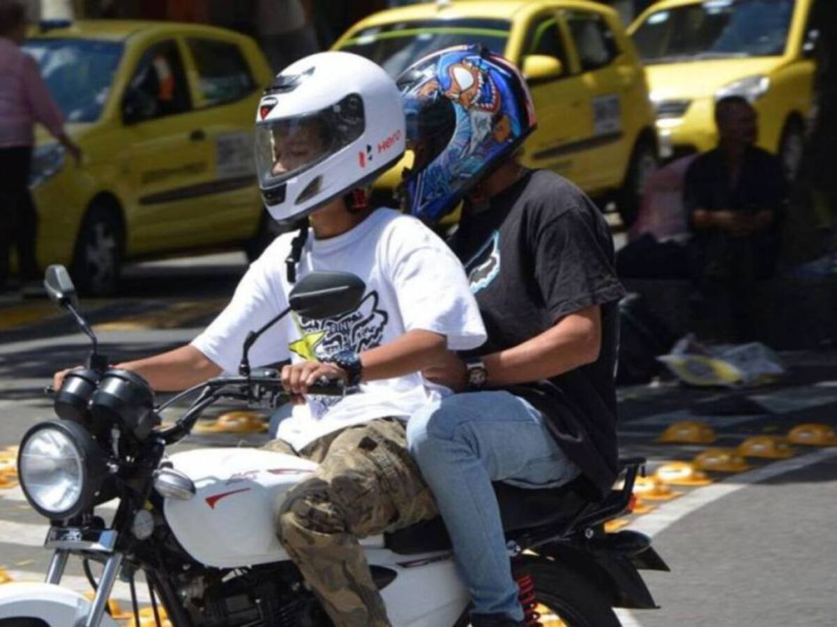 Regresa la restricción de parrillero hombre en Pereira