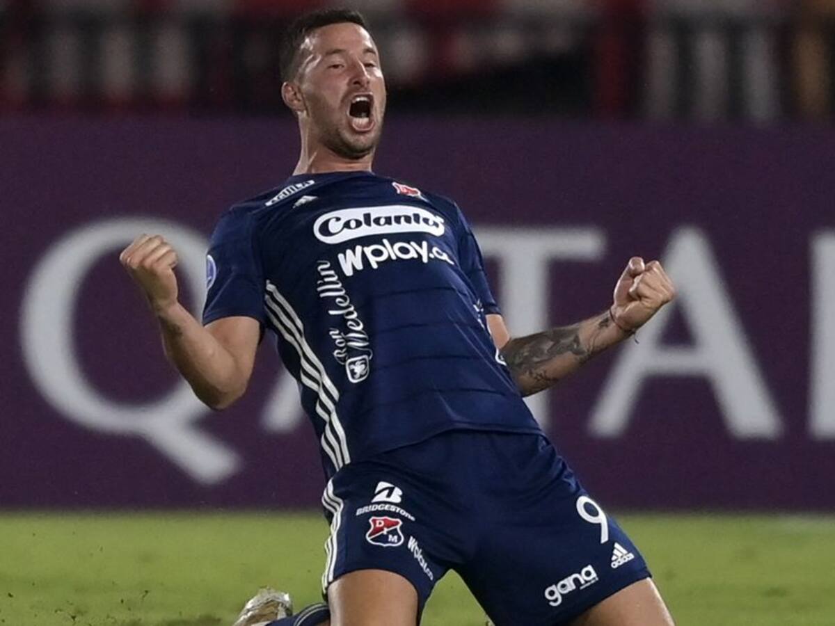 Así quedó la pierna de Luciano Pons por la fuerte patada de Jorge Segura