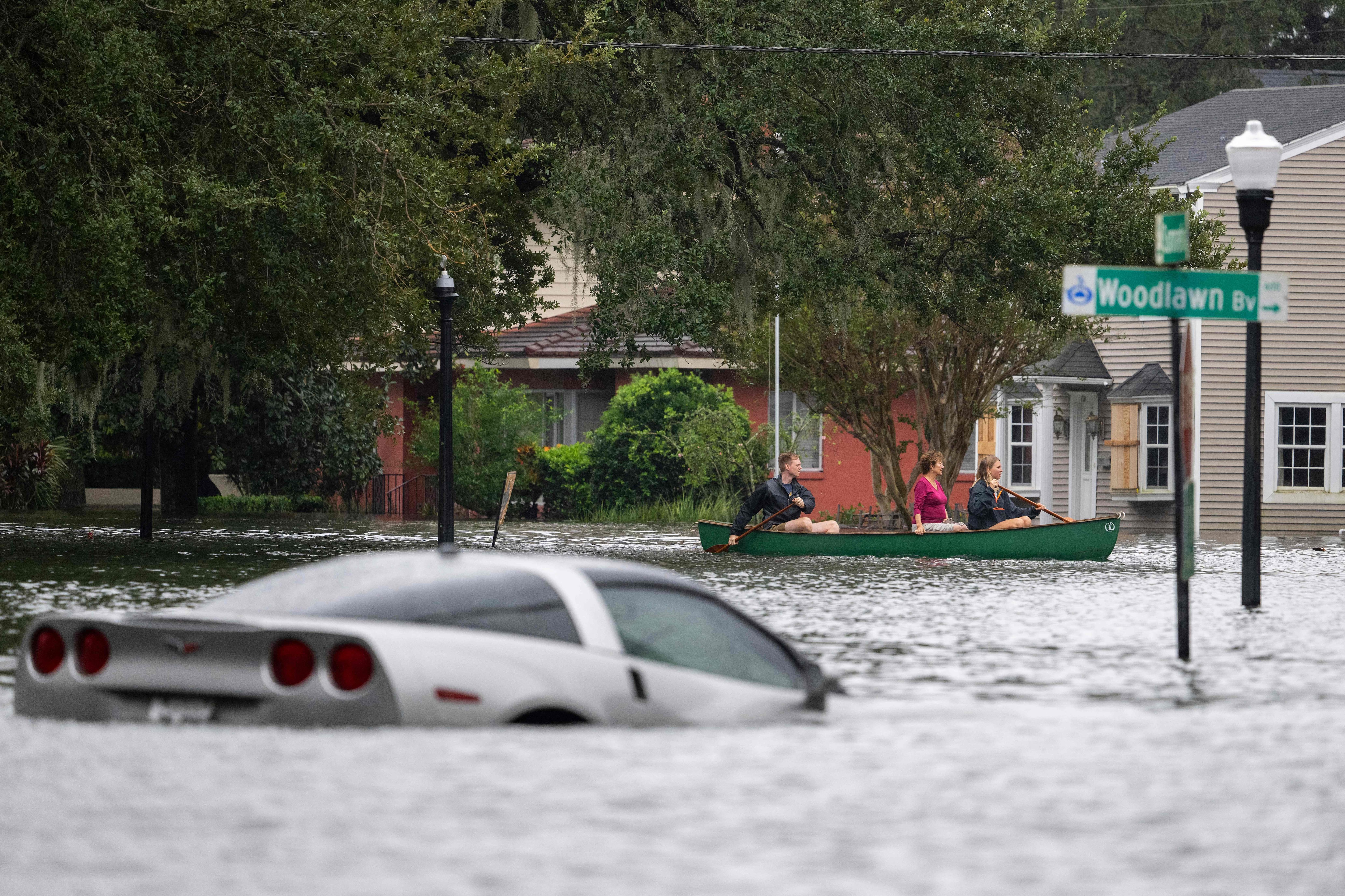 Aumenta a casi 80 los muertos por el paso del huracán Ian en Florida