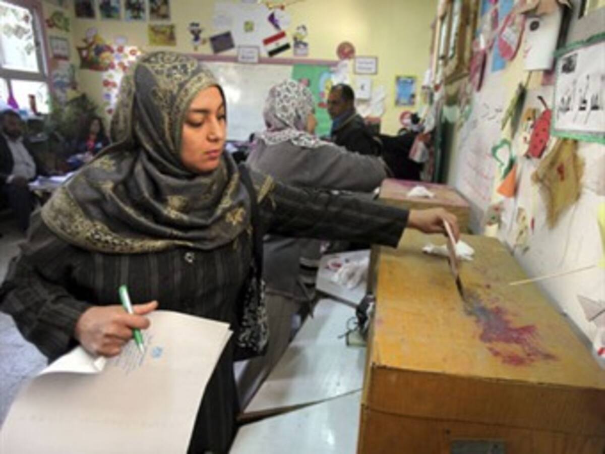 El fallo contra Mubarak irrumpe en la campaña electoral egipcia