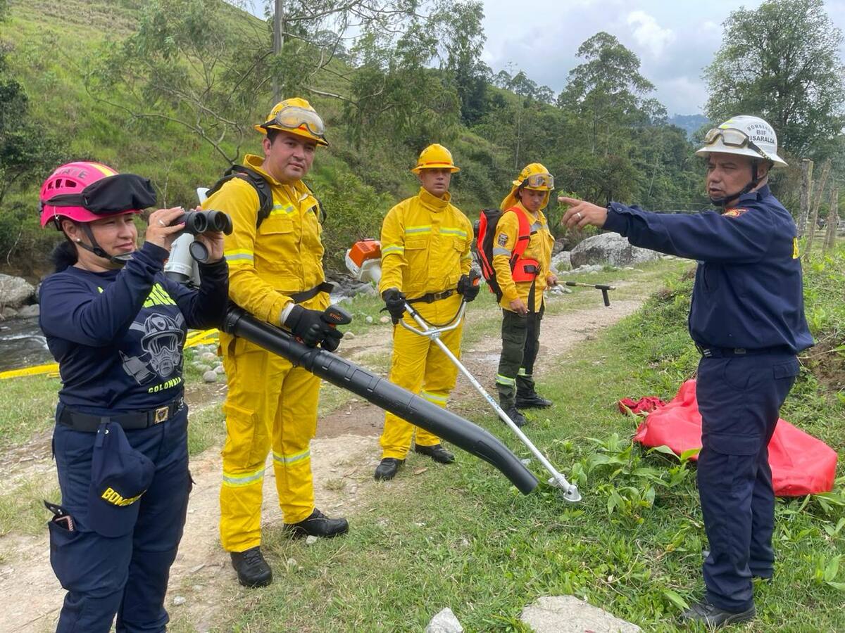 A los Bomberos les llegaron equipos para atención de emergencias por Fenómeno El Niño