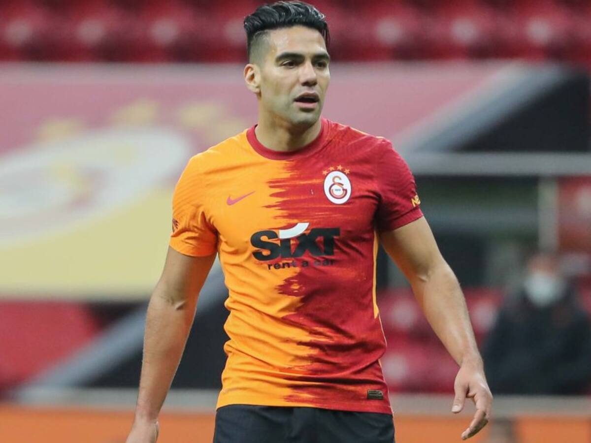 Que busque equipo: Lo que le estarían pidiendo a Falcao desde Galatasaray