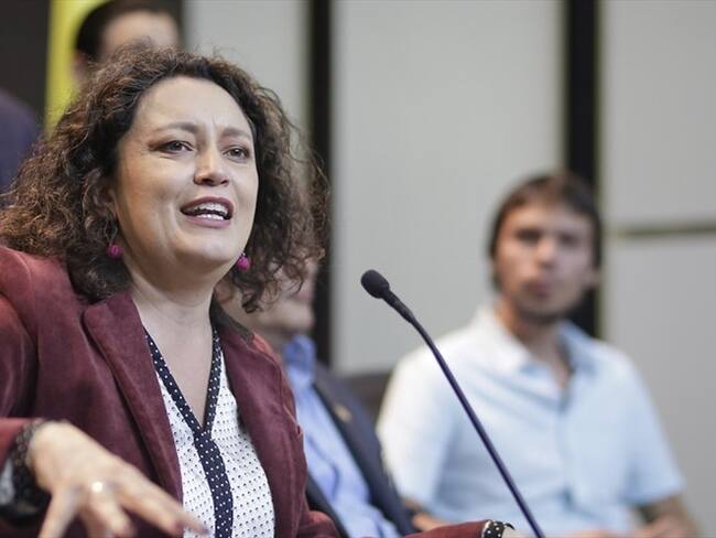 Quieren modificar la Constitución para permitir la coalición de las listas grandes: Lozano