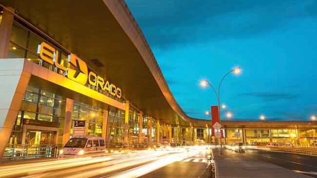 El sistema instrumental ILS categoría III del aeropuerto El Dorado permitirá que las aeronaves que tengan incorporada ésta tecnología puedan aterrizar en condiciones de baja visibilidad. Foto: Colprensa